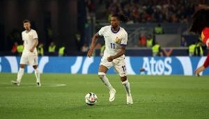 官方赛事页面-琼阿梅尼：奥利塞是出色的球员，我们每周都能在拜仁看到他的表现