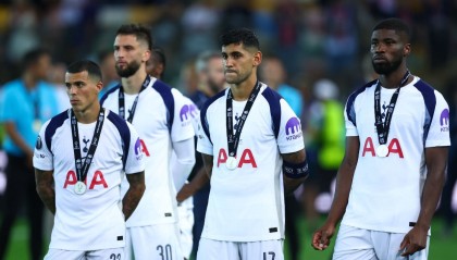 官方赛事页面-罗梅罗社媒发文：输掉比赛让人痛心，但也会让热刺变得更强大