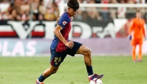 世体：巴萨计划将伯纳尔列入比赛名单，球员有望出战瓦伦西亚