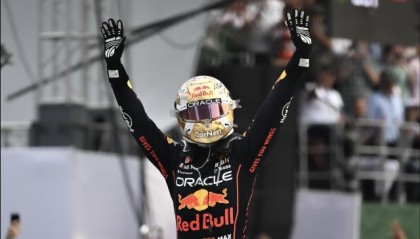 官网直播指南-维斯塔潘还能破舒马赫纪录？维特尔：他会赢满16场